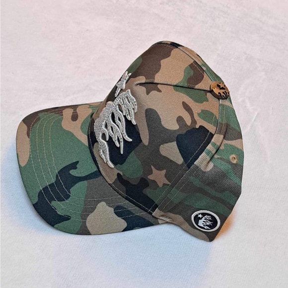 Hellstar Camo Snap-Back Rhinestone Logo - Picture 4 of 11